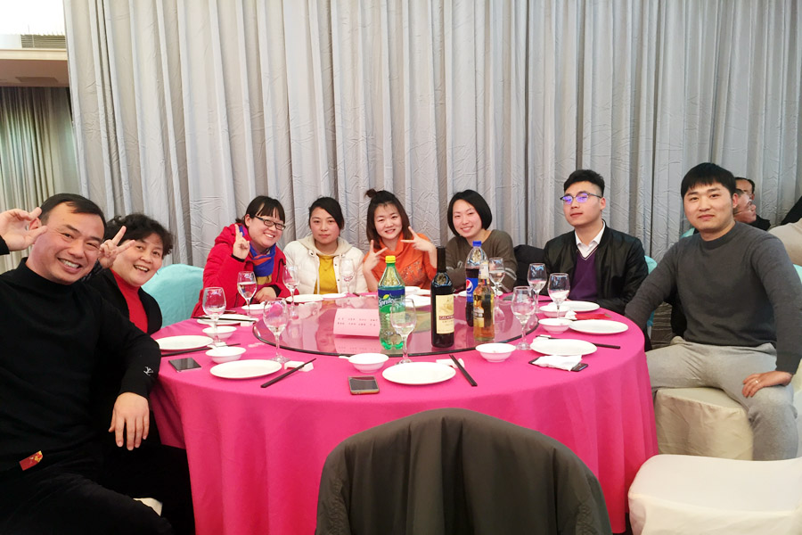 贏戰(zhàn)豬年、共創(chuàng)輝煌--山美股份隆重舉行2018年度表彰大會暨2019迎新年會