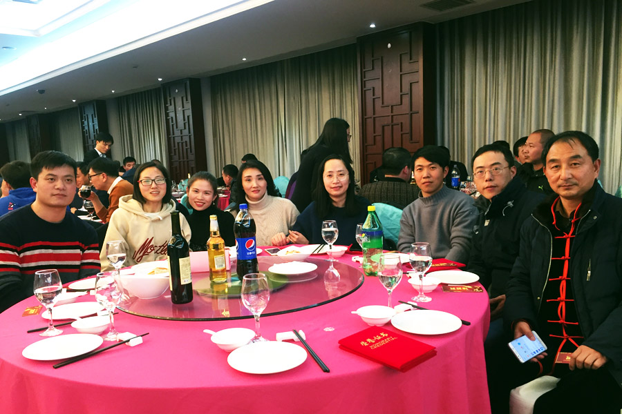 贏戰(zhàn)豬年、共創(chuàng)輝煌--山美股份隆重舉行2018年度表彰大會暨2019迎新年會