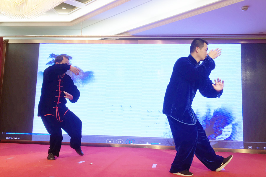 贏戰(zhàn)豬年、共創(chuàng)輝煌--山美股份隆重舉行2018年度表彰大會暨2019迎新年會