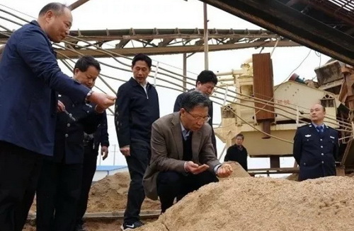 機(jī)制砂進(jìn)入“黃金時(shí)代”，機(jī)遇與挑戰(zhàn)并行，如何抓住機(jī)遇，你需要知道這四點(diǎn)！