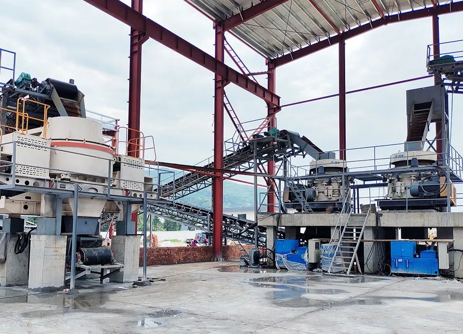 SMS系列多缸液壓圓錐破碎機(jī)，精品骨料生產(chǎn)線的理想選擇