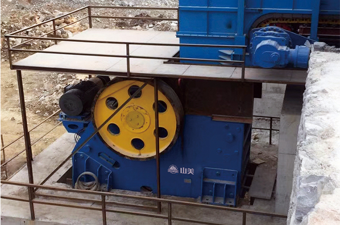 顎式破碎機(jī)和旋回破碎機(jī)如何選擇？
