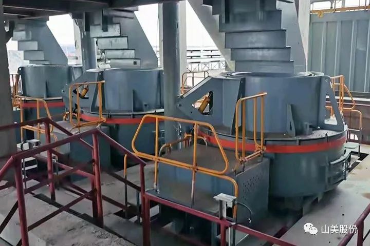 砂石協(xié)會(huì)報(bào)道！上海山美大進(jìn)料、大產(chǎn)量立式?jīng)_擊破碎機(jī)（制砂機(jī)）成功用于東方希望骨料生產(chǎn)線升級(jí)改造項(xiàng)目！