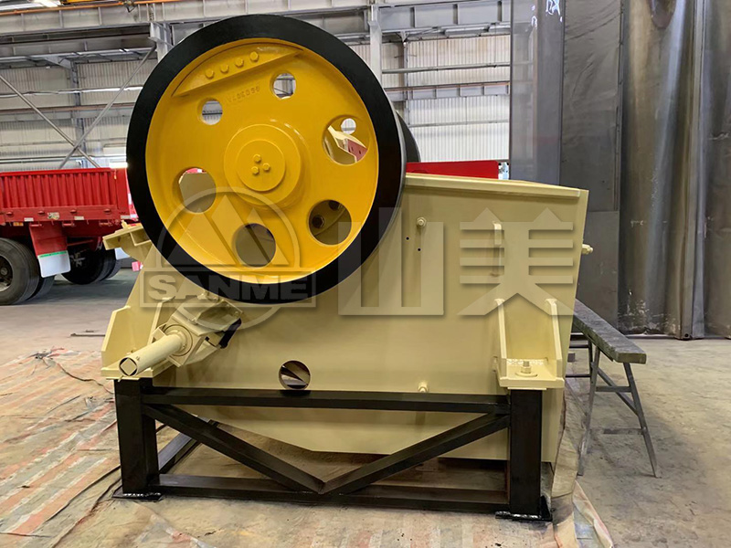 顎式破碎機都有哪些優(yōu)勢？顎式破碎機多少錢？