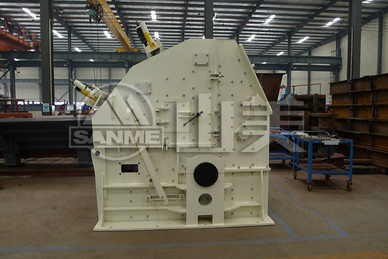 反擊式破碎機(jī)的保養(yǎng)需要注意哪些事項(xiàng)？