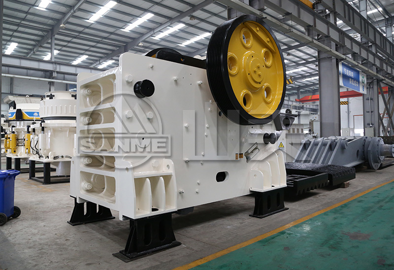 砂石生產(chǎn)線中顎式破碎機(jī)和圓錐破碎機(jī)如何提高生產(chǎn)能力？