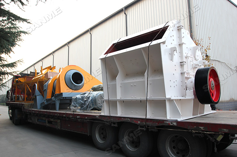 反擊式破碎機(jī) 反擊式破碎機(jī)