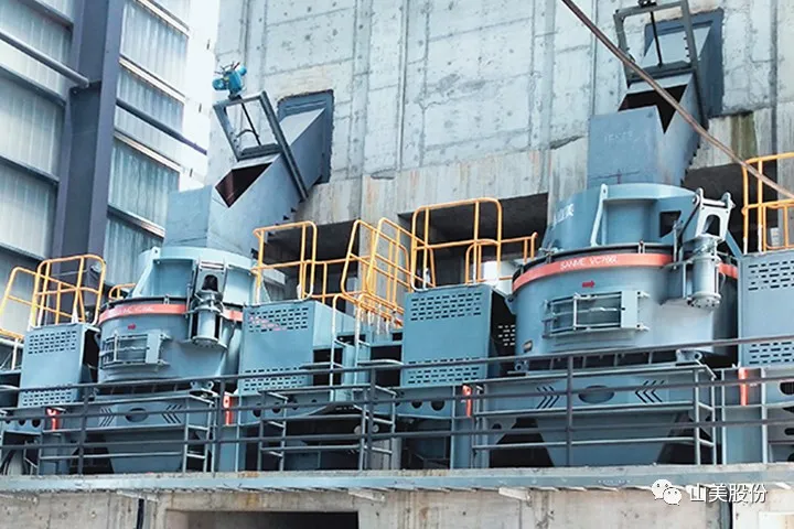 VC7系列立式?jīng)_擊破碎機(jī)——多領(lǐng)域適用，展現(xiàn)強(qiáng)大實(shí)力